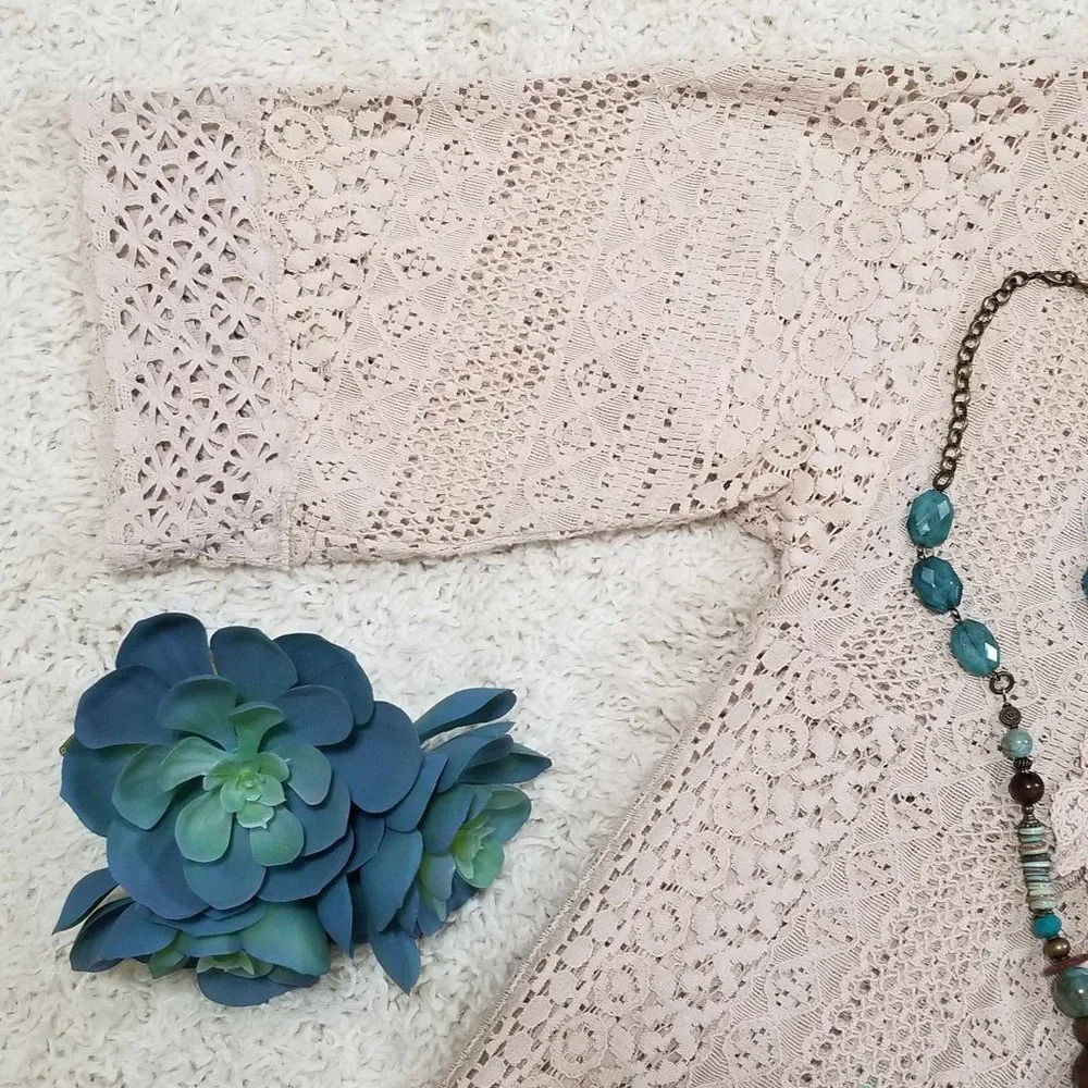 Dress. Ecru Lace & Crochet. New Directions Brand. Size 4. - Picture 8 of 13